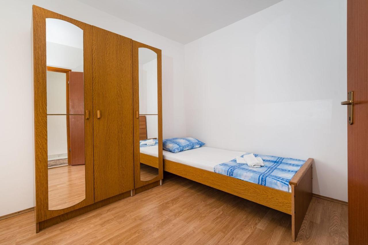 Nice Apartment Silvia Novalja Exterior foto