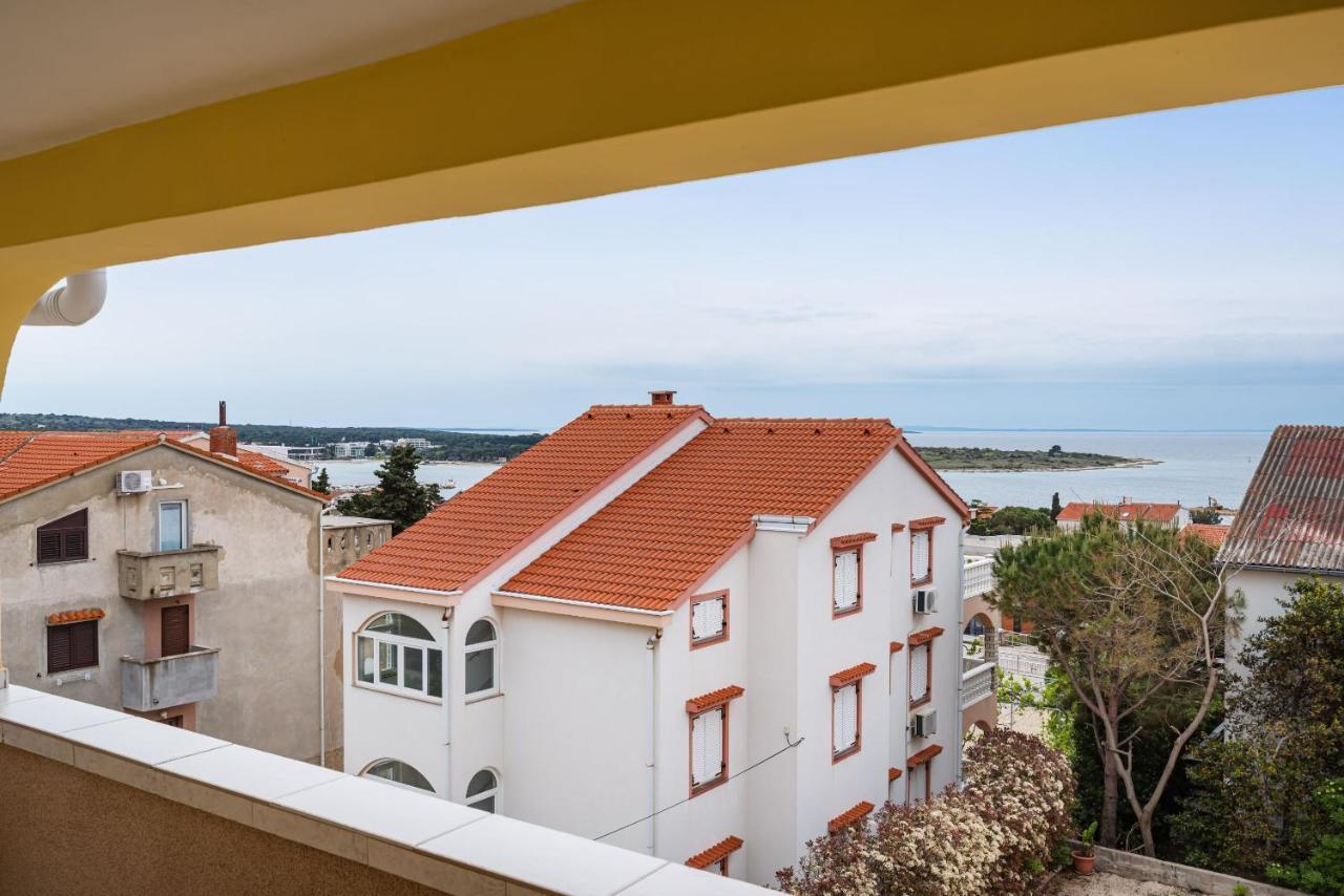 Nice Apartment Silvia Novalja Exterior foto